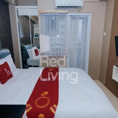 Redliving Apartemen Green Pramuka - Family Group Tower Orchid